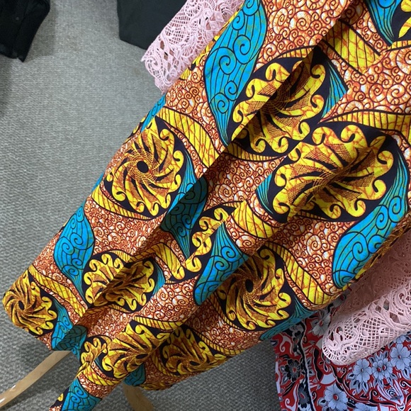 Elegant dress handmade created for a beautiful occasion. - Picture 6 of 12